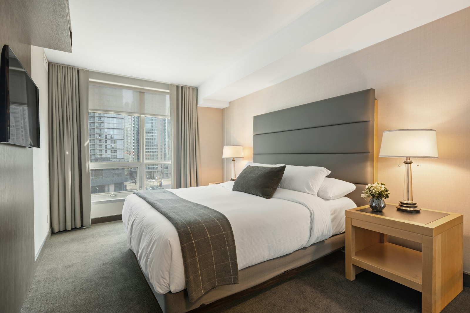 Canal View 1BR, Business Bay — 3 of 8